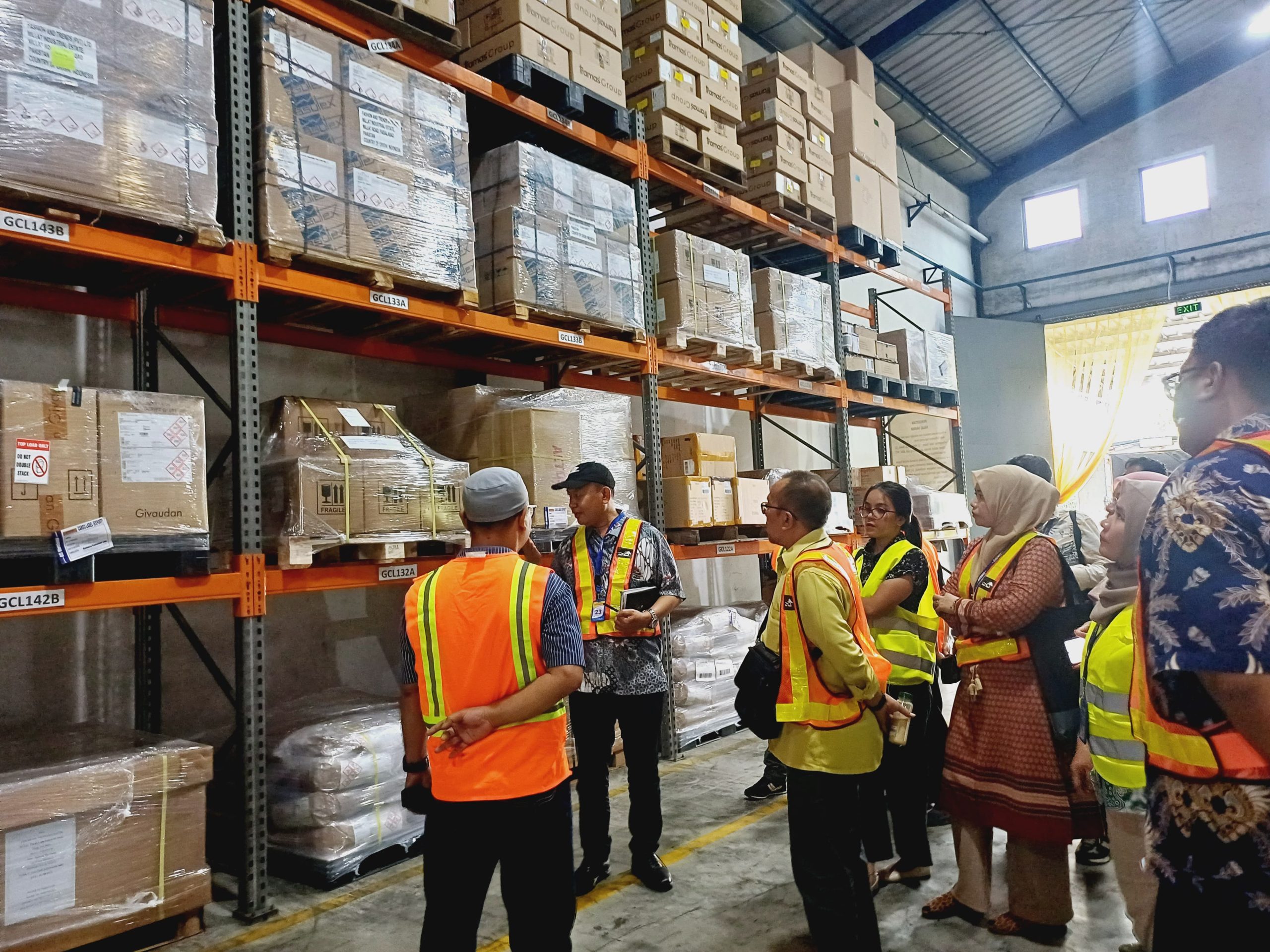 BMG selenggarakan in-house training untuk PT. Otsuka Indonesia In-House Training Material Handling - PT. Otsuka Indonesia Day 2 On Site